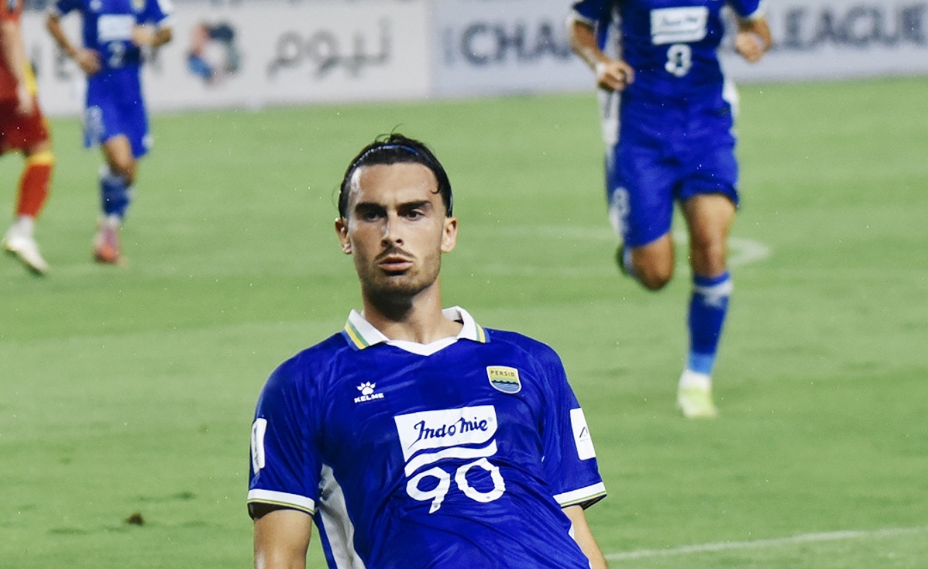 Andrew Jung Sumbang Gol